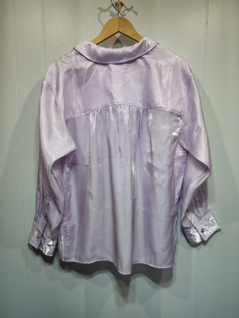 Pilcro Anthropologie Lilac Shine Blouse Large - Picture 6 of 7